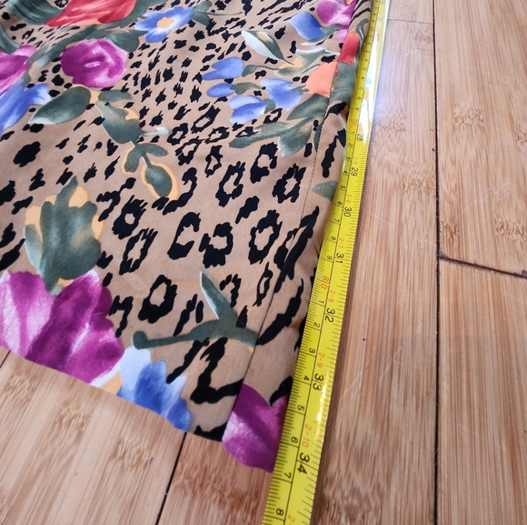 Animal print button-down shirt dress - Picture 6 of 6